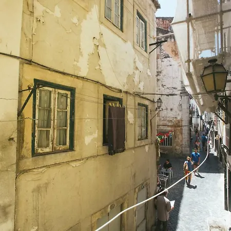Alfama *