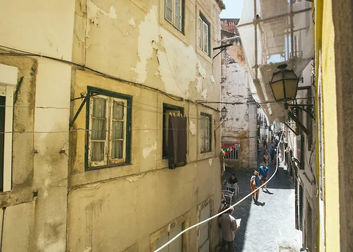 Alfama *